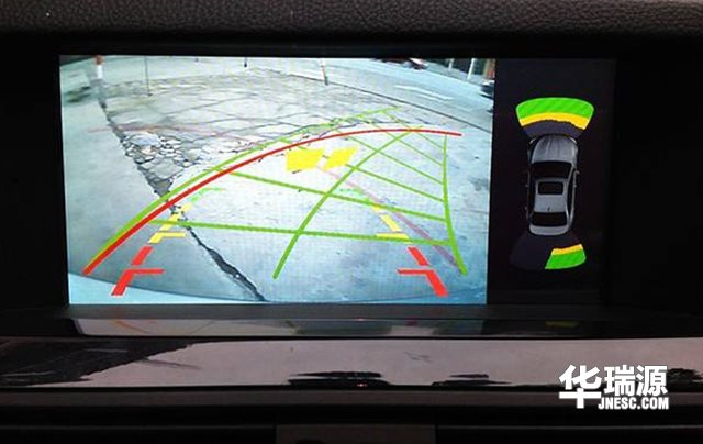 倒车影像上的“三条线”的意思是?看完你就秒懂