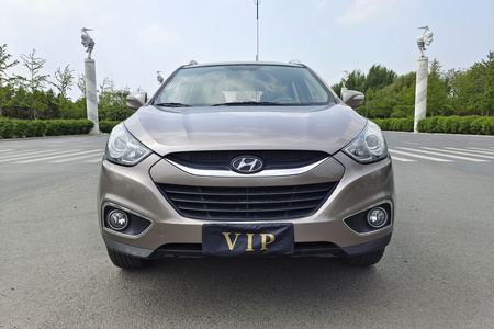 本溪二手现代ix35 2010款 2.0 新锐版 GL 2WD MT